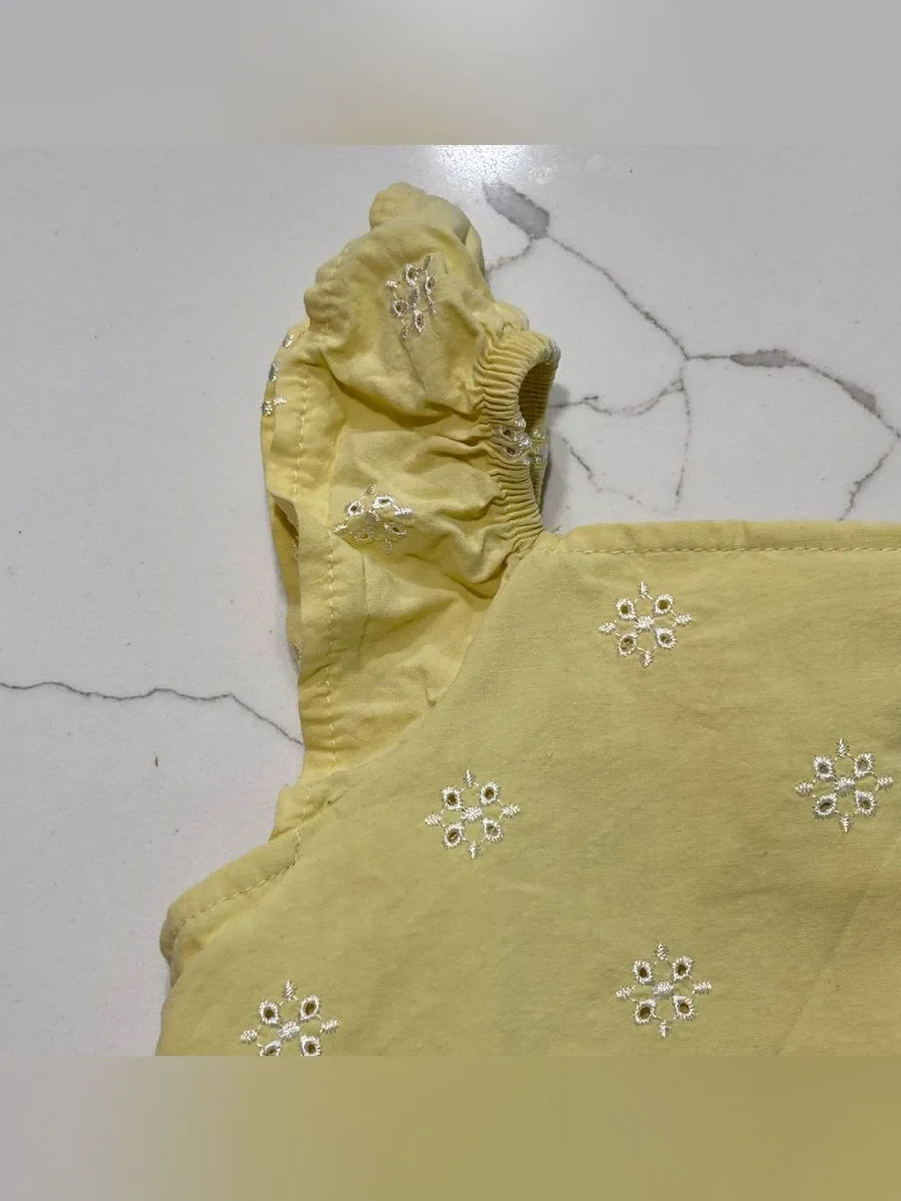 Little Lass Yellow Eyelet Ruffle Strap Sleeveless Wooden Button Down Tank Top 3T